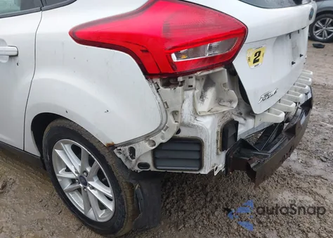 2016 Ford Focus Se из США, поврежденный, VIN 1FADP3K22GL204262